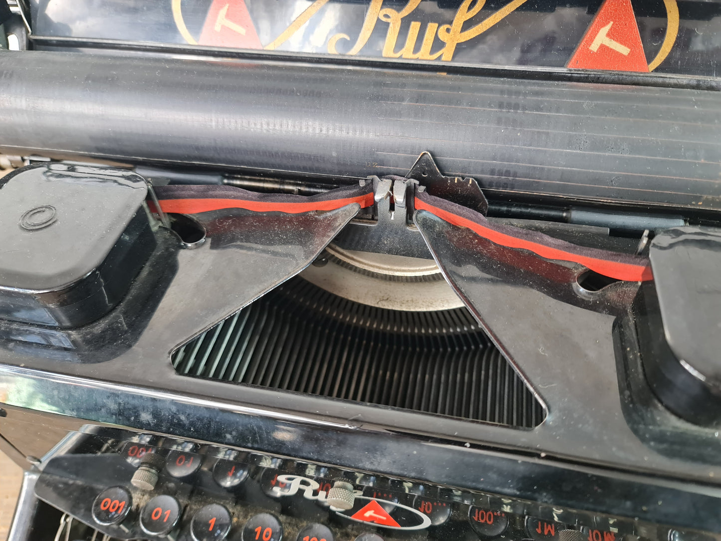 Ruf Buchungsmaschine schwarz glänzend Kassenschreibmaschine